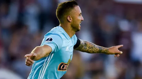 Emanuel Herrera también jugó en Melgar de Arequipa.