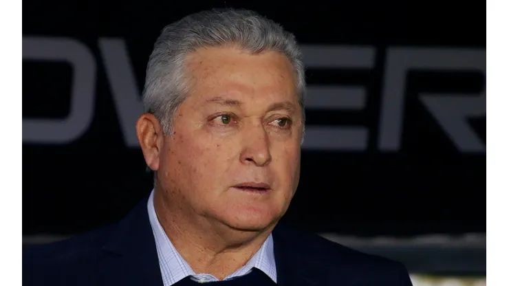 Chivas: revelan la charla que tuvo Vucetich con Antuna y Vega