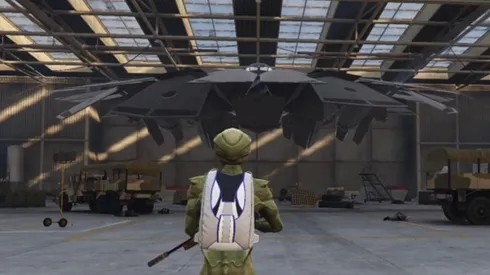 Fanáticos descubren una misión oculta en el GTA Online ¡un OVNI en Fort Zancudo!