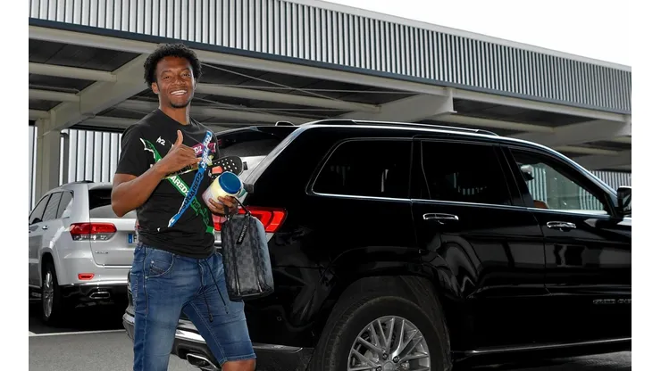 Así fue el primer entrenamiento de Cuadrado con Pirlo como DT de Juventus