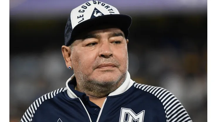Diego Maradona, director técnico de Gimnasia.