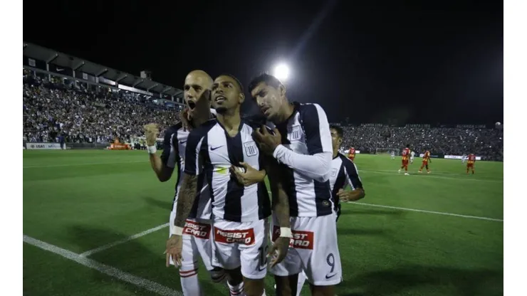 Alexis Gómez sería titular este martes contra Sporting Cristal.