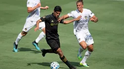 Carlos Vela salió lesionado: LAFC cayó ante Los Angeles Galaxy
