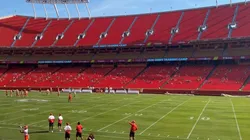 Así fue la primera práctica de los Chiefs con público en pandemia | Foto: Kansas City Chiefs