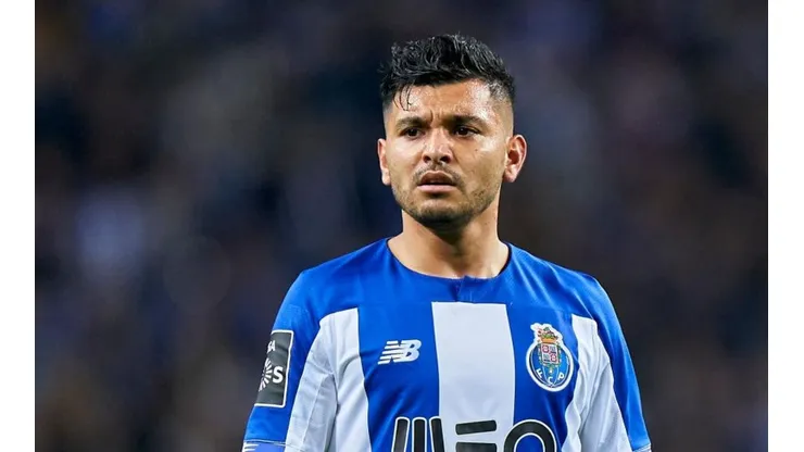 Jesús Corona sube su valor de mercado y acecha a Raúl Jiménez