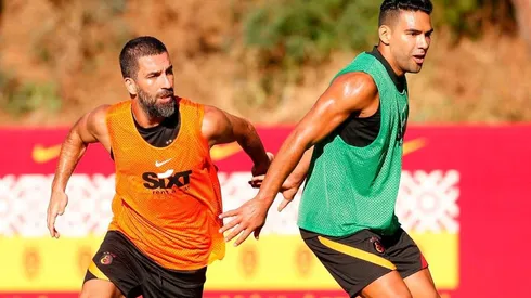 Arda Turán y Radamel Falcao en el último entrenamiento del Galatasaray.