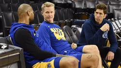 Bob Myers (der.) GM de los Warriors (Getty Images)
