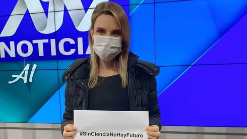 Juliana Oxenford es conductora en ATV.