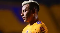 Critican a Eduardo Vargas, jugador de Tigres, en un restaurante