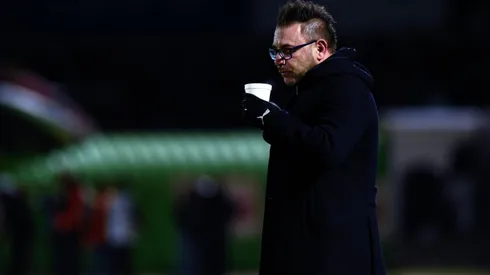 Antonio Mohamed pasaría al 4-4-2 para enfrentar al América (Getty Images)
