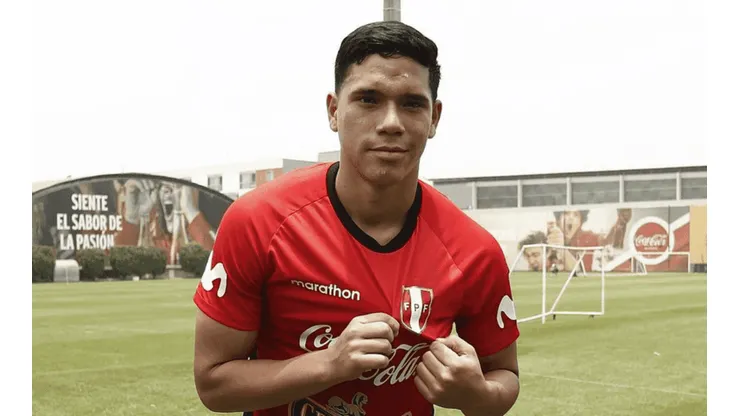 Yuriel Celi ha vestido la camiseta de Perú en divisiones inferiores.