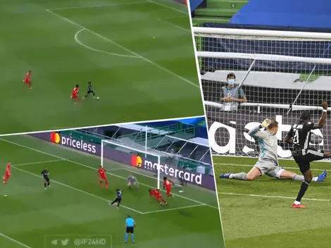 Palo, blooper y rebotes: el insólito errado del Lyon antes del 1-0 del Bayern