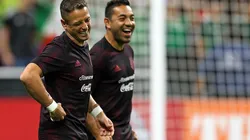 'Chicharito' y Marco Fabián han coincidido en Chivas y Selección mexicana. (Getty Images)