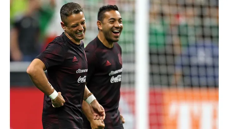 'Chicharito' y Marco Fabián han coincidido en Chivas y Selección mexicana. (Getty Images)