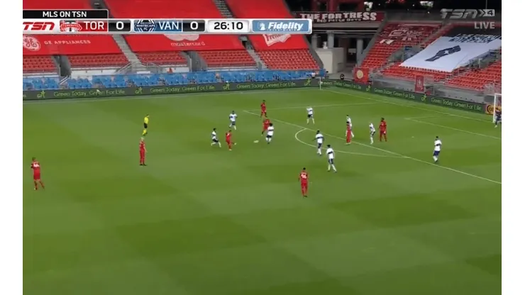 Pablo Piatti y un gol de antología en el clásico de Canadá