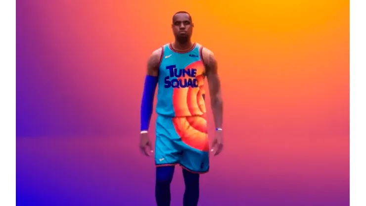LeBron James, protagonista de Space Jam New Legacy (Captura de pantalla)