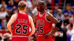 Steve Kerr y Michael Jordan (Getty Images)