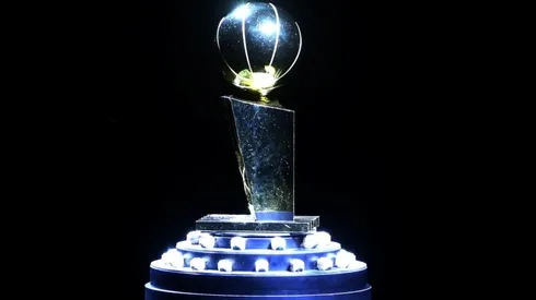 Comienza la carrera por el trofeo Larry O'Brien