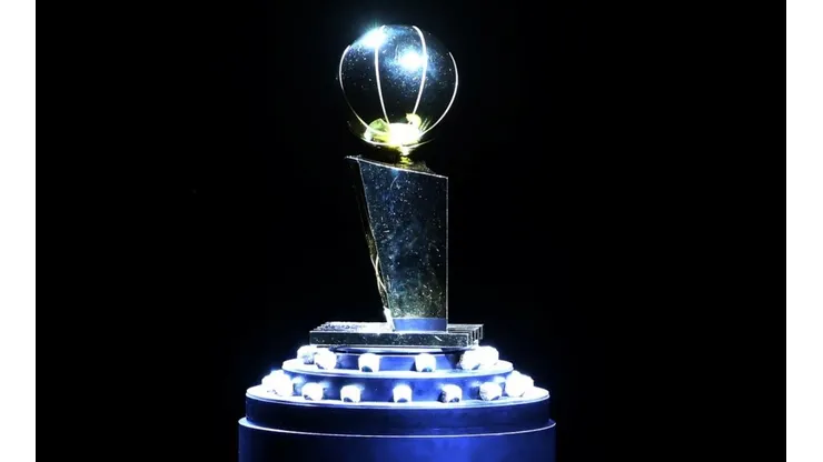 Comienza la carrera por el trofeo Larry O'Brien