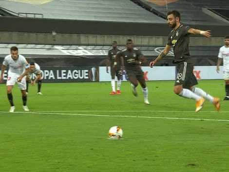 United ya le gana al Sevilla: Bruno Fernandes clavó un golazo de penal