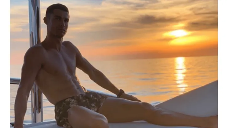 Cristiano Ronaldo subió un video buceando y pidió que lo llamen Neptuno