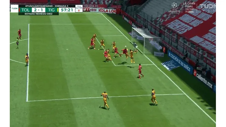 Golazo de Alexis Canelo.