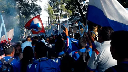 La afición de Cruz Azul prepara caravana para apoyar al equipo este sábado. (Bolavip México)