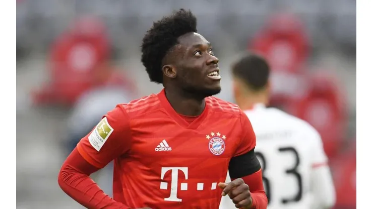 Alphonso Davies, una de las revelaciones de la temporada.