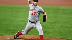 Otra vez se lesiona Strasburg en los Nationals