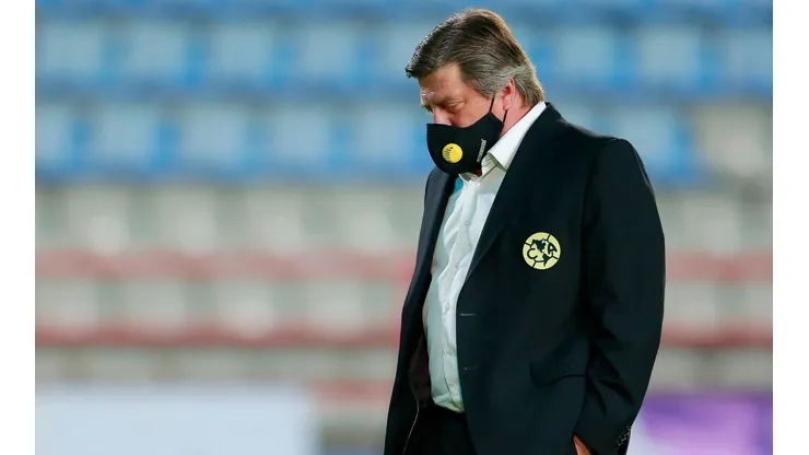 Rubén Rodríguez destrozó como nunca a Miguel Herrera por su "soberbia americanista"