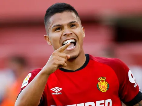 Es oficial: Cucho Hernández fue presentado en su nuevo club