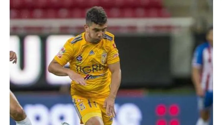 Leo Fernández asoma para ser titular en Tigres