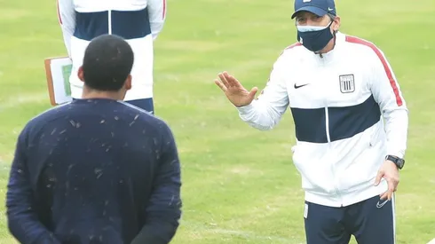 Mario Salas todavía no dirige un partido oficial con Alianza.