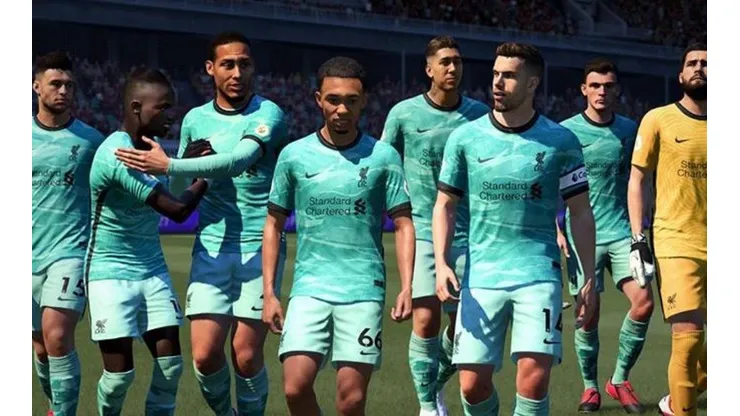 Jugada, pero hermosa: así es la nueva camiseta del Liverpool