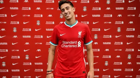 Es oficial: Liverpool presentó a Kostas Tsimikas, su nuevo refuerzo