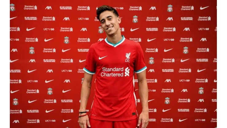 Es oficial: Liverpool presentó a Kostas Tsimikas, su nuevo refuerzo