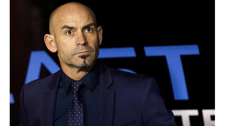 Los aficionados de Chivas, en contra de la posible llegada de Paco Jémez.