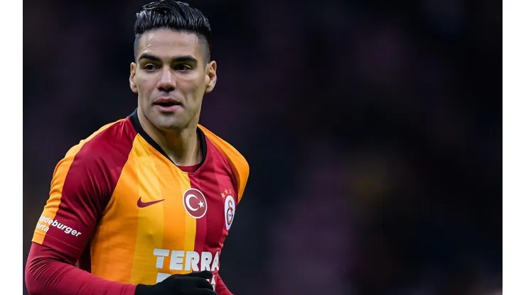 Increíble descuento: Falcao se rebajaría su sueldo una millonada
