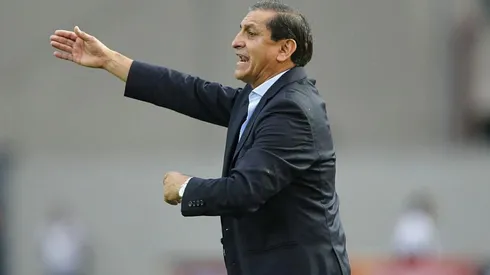 Una postal del mítico Ramón Ángel Díaz.