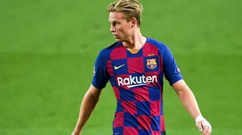 Un distinto: De Jong habría jugado ante Napoli con la mano picada por una abeja