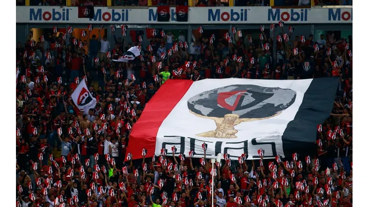La afición del Atlas le respondió a los jugadores