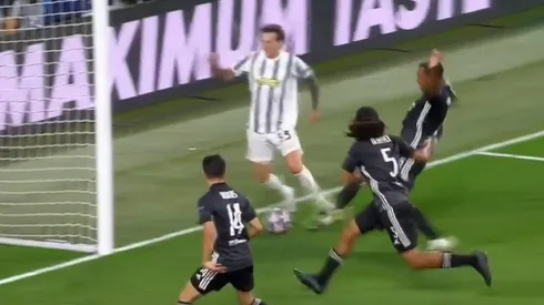 Bernardeschi se durmió cuando tenía que definir.