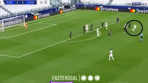 Desde ahí le pegó Cristiano Ronaldo.