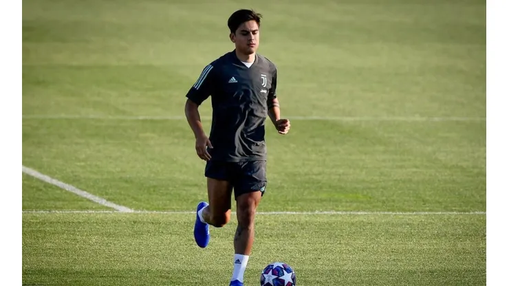 Sarri confirmó que esperarán a Dybala hasta último momento