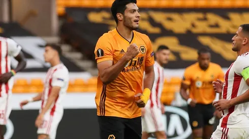 ¡A cuartos! Con un gol de Jiménez, Wolves venció a Olympiacos y espera por Sevilla