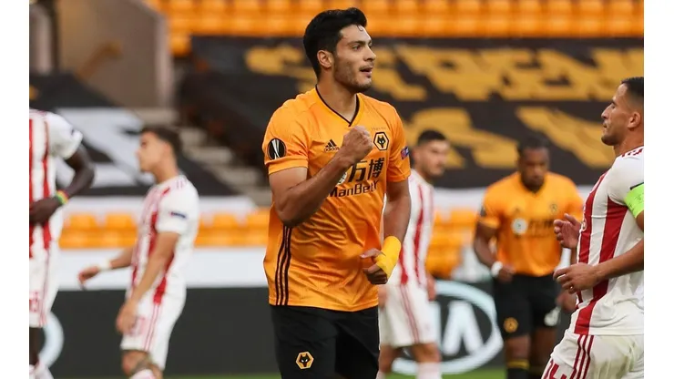 ¡A cuartos! Con un gol de Jiménez, Wolves venció a Olympiacos y espera por Sevilla