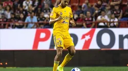 Diego Reyes entrenó con normalidad.