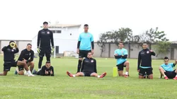 Universitario perdió un punto por falta de pagos.