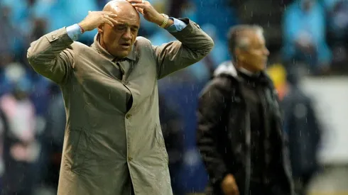 El Chelís muy enojado por la actitud de los jugadores de Rayados.