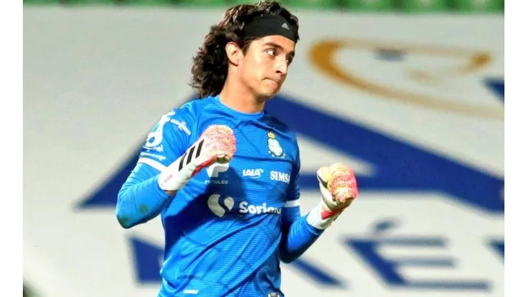 ¡Una locura! El partidazo de Acevedo con Santos
